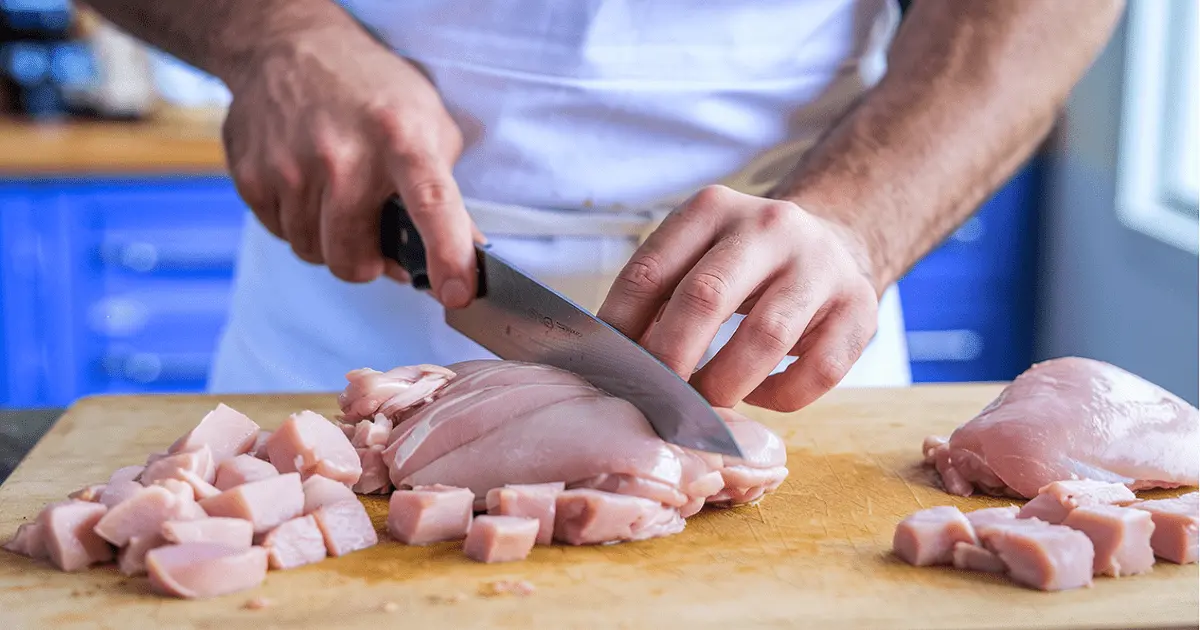 How to cut chicken breasts into cubes