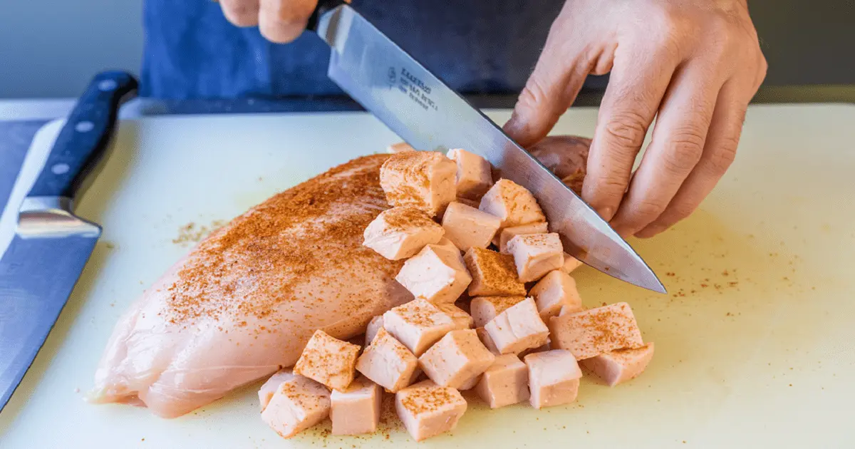 How to cut chicken breasts into cubes