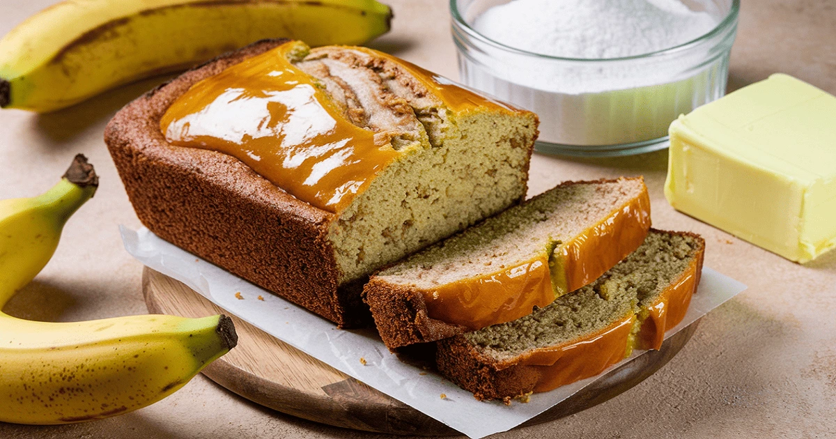 Copycat Starbucks banana bread